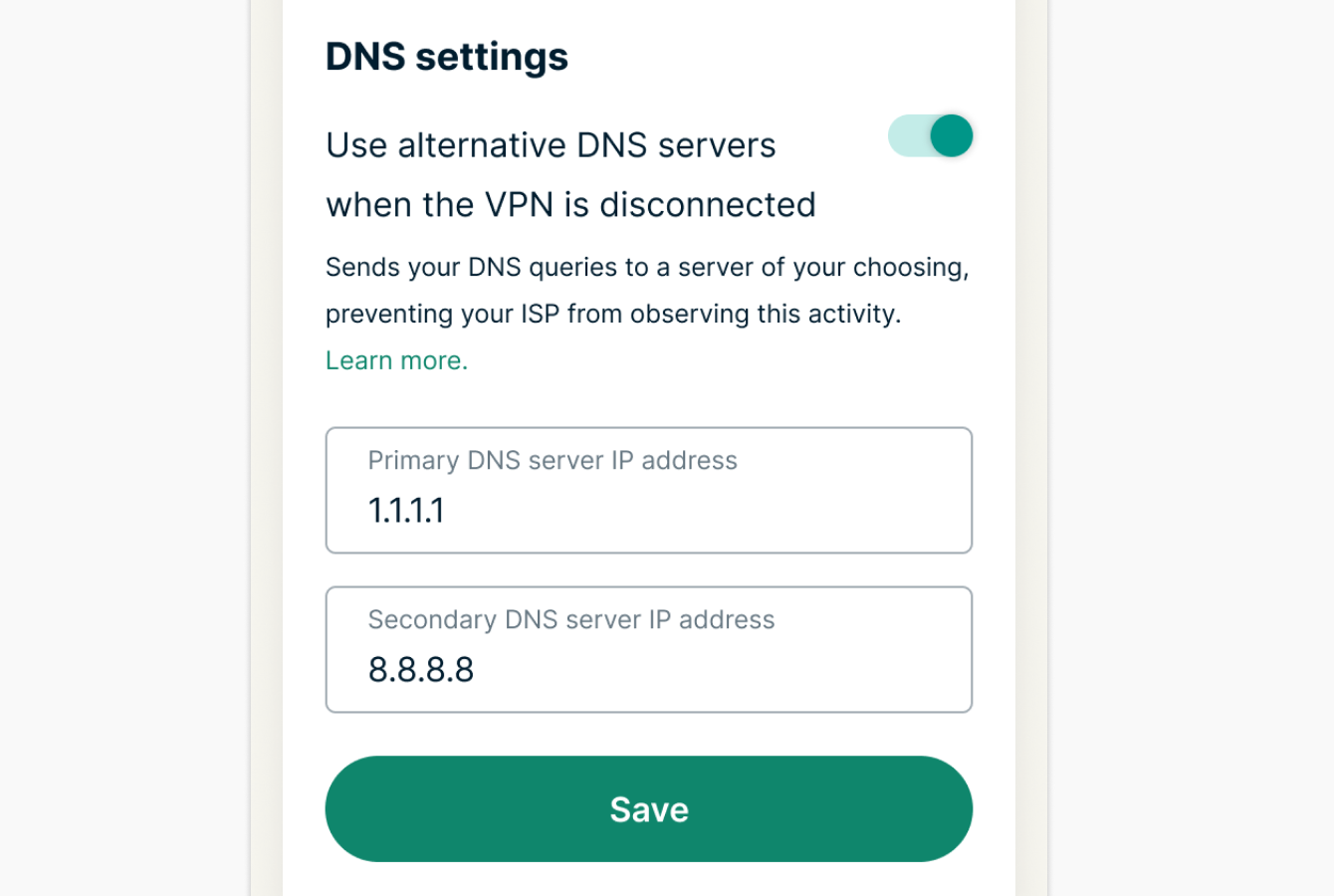 อินเตอร์เฟซ ExpressVPN ที่กำลังแสดงการตั้งค่า DNS ด้วยเซิร์ฟเวอร์ DNS ทางเลือกที่เปิดใช้งานอยู่