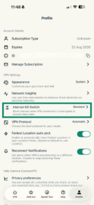 ExpressVPN iOS app showing kill switch option.