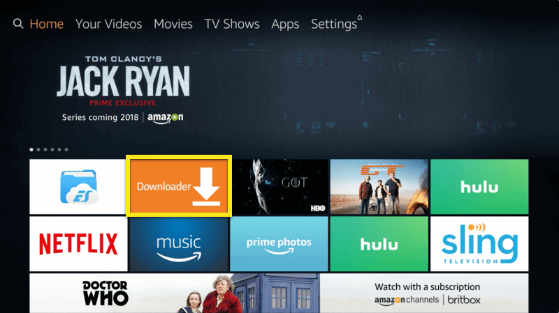 Amazon Fire TV scherm met Downloader button gemarkeerd.